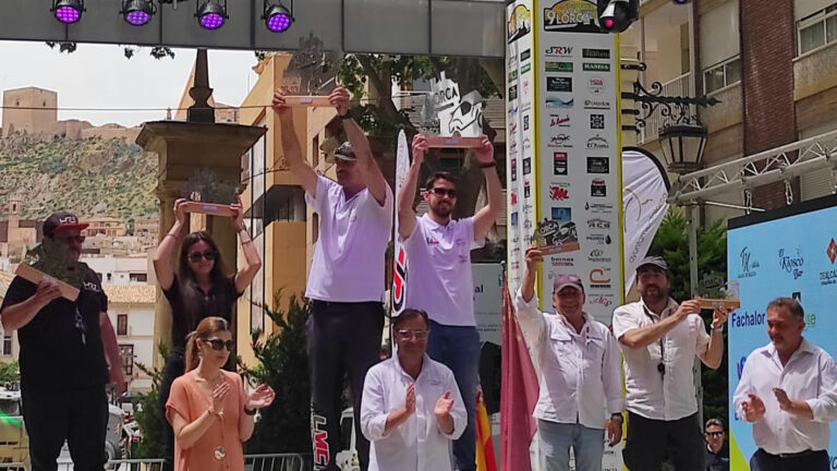 El equipo de la Mina Competición formado por Salvador Moral y Samuel García consigue la victoria en la Baja Lorca 2022