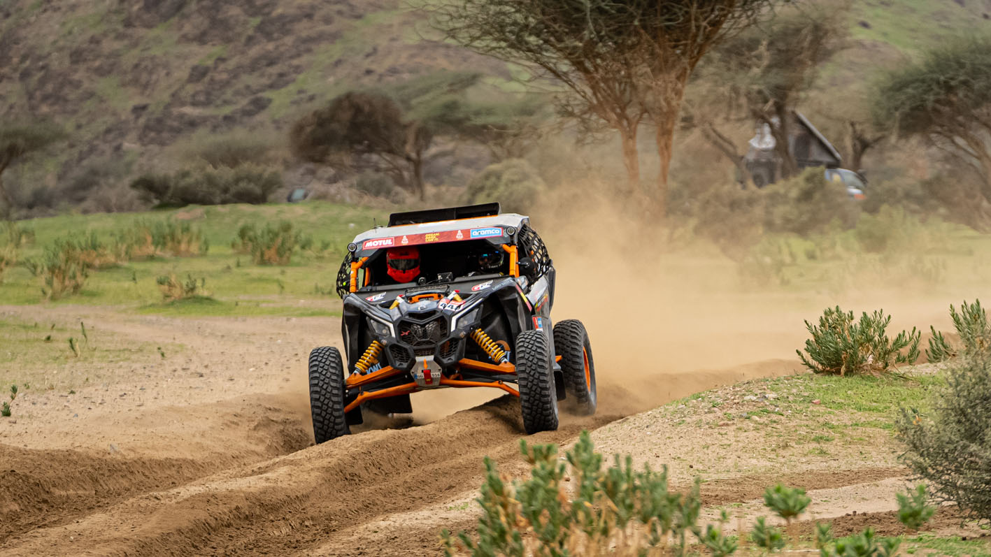 Equipo Patriot Racing Team en la segunda etapa del Rally Dakar 2023.