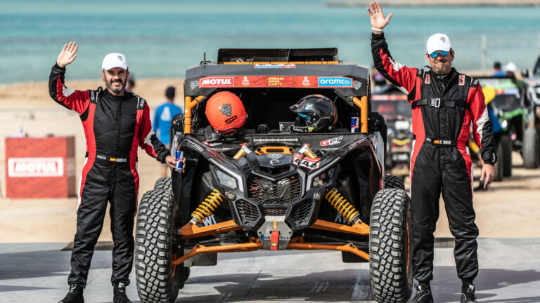 Carlos Vento y Carlos Ruiz se preparan para la temporada 2023 en el Nacional de Rallyes Todo Terreno.